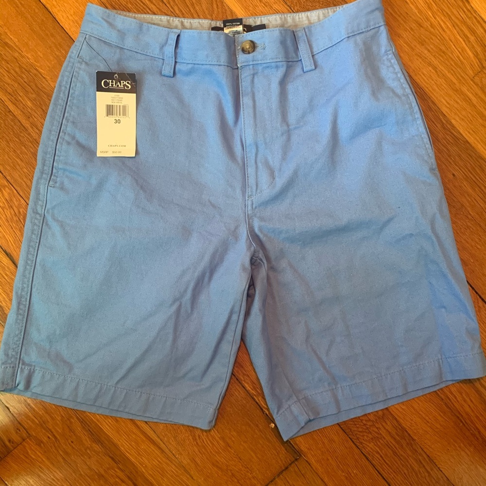 khaki shorts